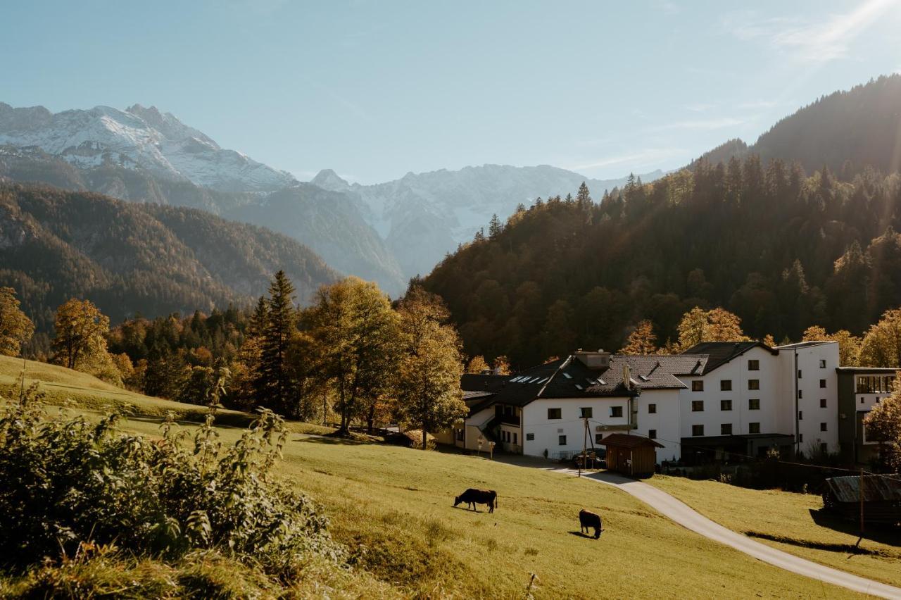 Das Graseck - Mountain Hideaway & Health Care Гармиш-Партенкирхен Экстерьер фото